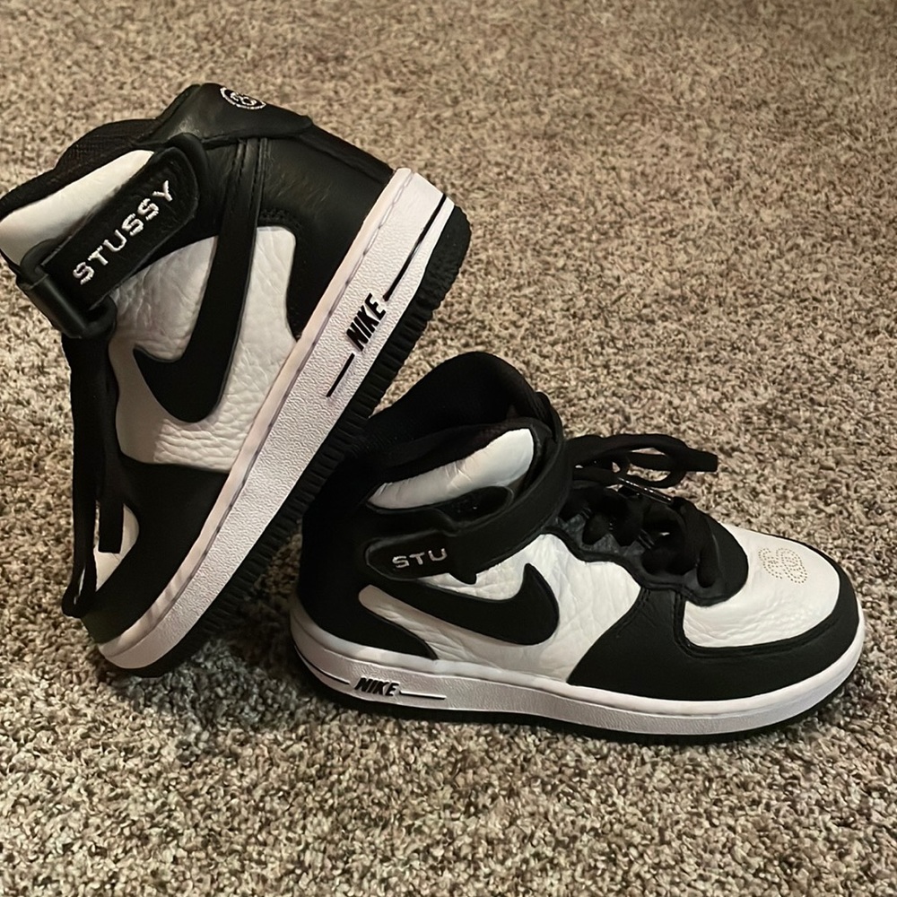 Black and White Nike High Tops